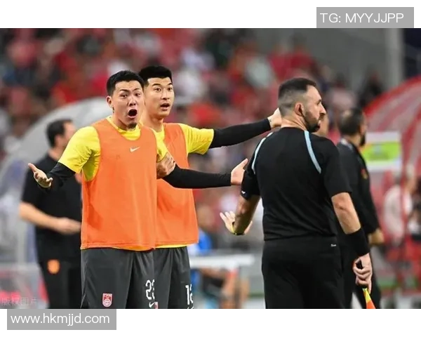 中国男足迎战约旦队激战在即期待精彩表现与胜利荣耀 中国男足迎战约旦队激战在即期待精彩表现与胜利荣耀