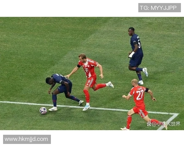 拜仁与巴萨激战成和比分图揭示精彩瞬间与关键时刻 拜仁与巴萨激战成和比分图揭示精彩瞬间与关键时刻