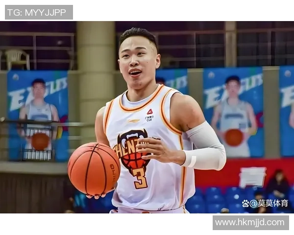 贺希宁：从篮球新星到职业生涯巅峰的奋斗历程与成就解析